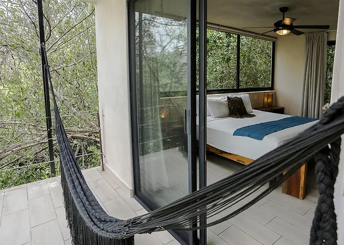 Sunset House Hotel