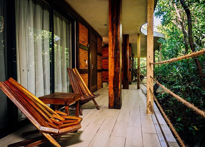 Sunset House 2*