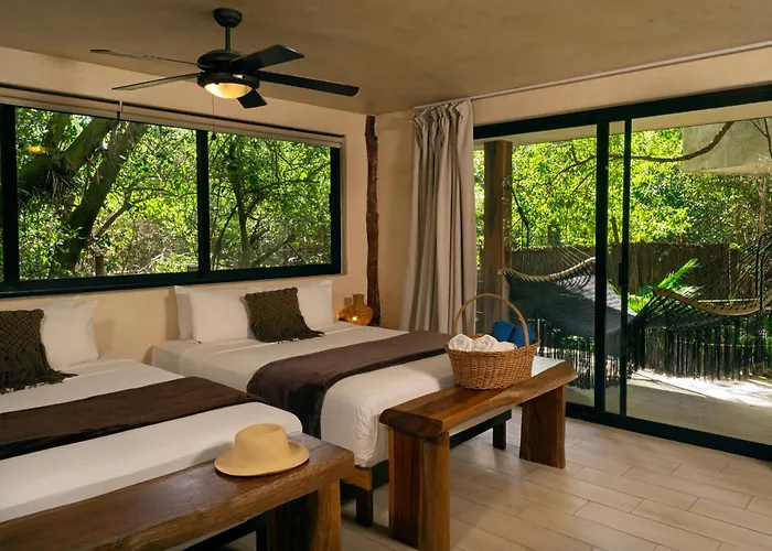 Hotel Sunset House